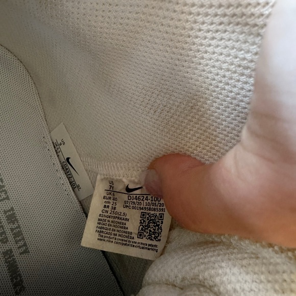 Nike Blazers - Picture 4 of 4